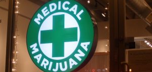 Kliniki medycznej marihuany wyrastają w Toronto, HolenderskiSkun, Holenderski Skun